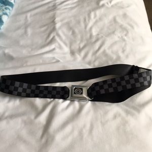 Men’s buckle down plaid belt resembles Vans style